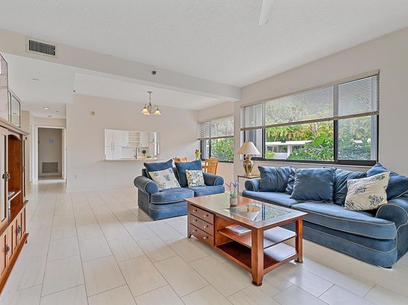 811 Oak Harbour Drive, Juno Beach FL 33408