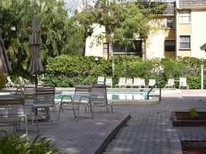 8415 Forest Hills Drive 305, Coral Springs FL 33065