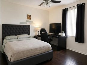 15705 NW 10th Street, Pembroke Pines FL 33028