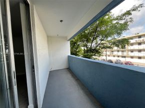 5050 NW 7th Street 220, Miami FL 33126