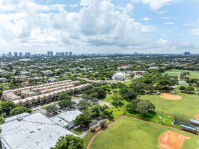 1401 NE 9th Street 26, Fort Lauderdale FL 33304