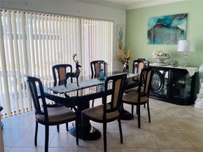 11827 NW 39th Street, Sunrise FL 33323