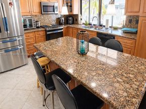 11827 NW 39th Street, Sunrise FL 33323