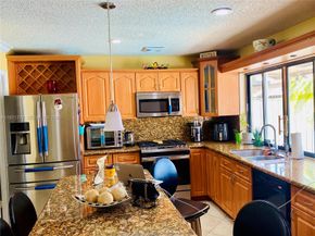 11827 NW 39th Street, Sunrise FL 33323