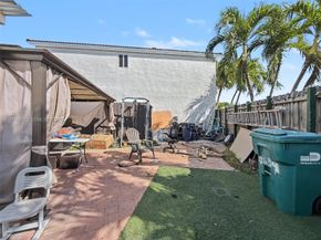 12689 NW 10th Way, Miami FL 33182