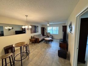 351 Cambridge Road 104, Hollywood FL 33024
