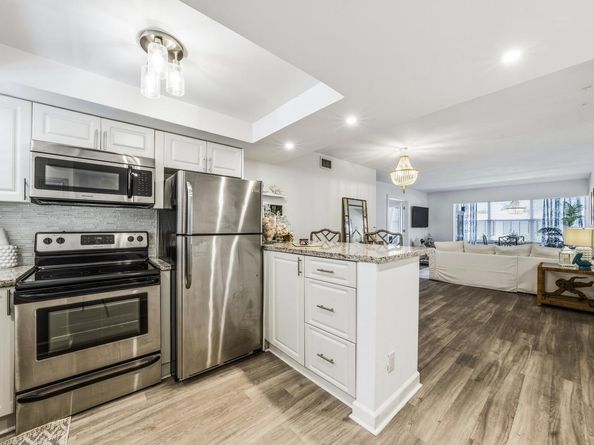 40 Isle Of Venice Drive 9, Fort Lauderdale FL 33301