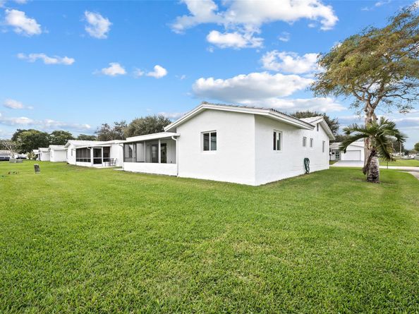 1620 NW 87th Lane, Plantation FL 33322