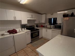 7191 Park Street, Hollywood FL 33024