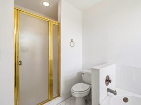 6851 NW 27th Street, Margate FL 33063