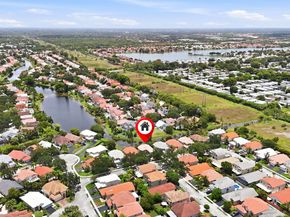 6851 NW 27th Street, Margate FL 33063