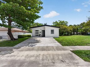 700 NW 17th Terrace, Pompano Beach FL 33069