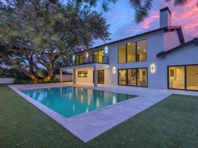 868 Country Club Drive, North Palm Beach FL 33408