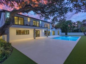 868 Country Club Drive, North Palm Beach FL 33408