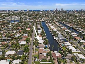 200 SE 3rd Street, Pompano Beach FL 33060