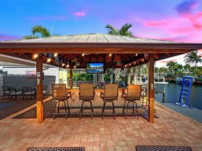 200 SE 3rd Street, Pompano Beach FL 33060