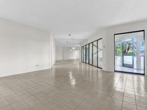 5800 Camino Del Sol Apt 103, Boca Raton FL 33433
