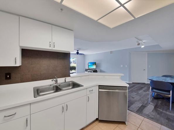 600 Crestwood Court N 611, Royal Palm Beach FL 33411