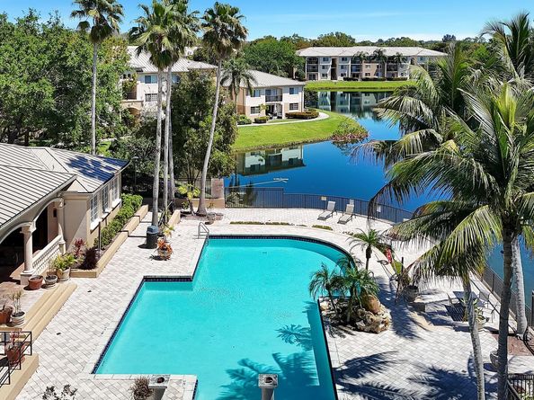 600 Crestwood Court N 611, Royal Palm Beach FL 33411