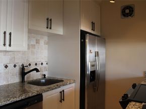 900 SW 11th Ave 5C, Hallandale Beach FL 33009