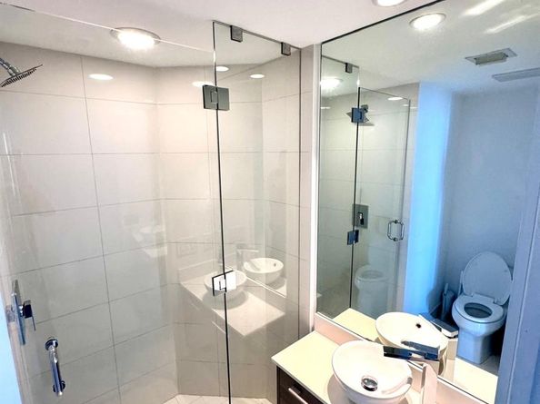 650 NE 32nd St 2507, Miami FL 33137