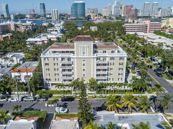 330 Cocoanut Row 1b, Palm Beach FL 33480