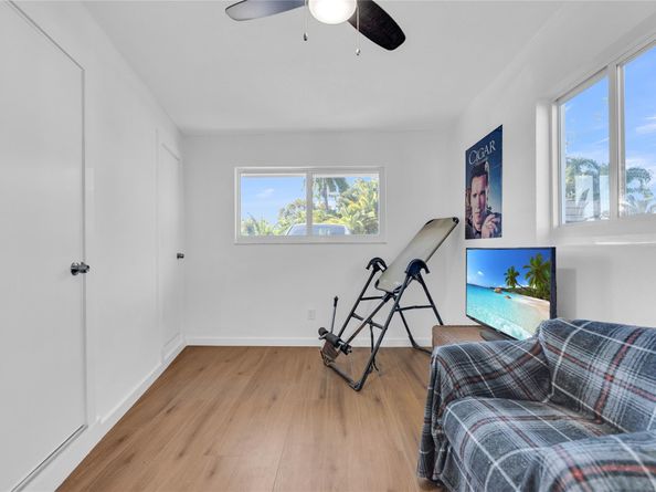 2021 NW 32nd Ct, Oakland Park FL 33309