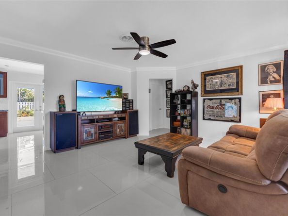 2021 NW 32nd Ct, Oakland Park FL 33309