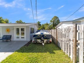 2021 NW 32nd Ct, Oakland Park FL 33309