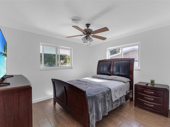 2021 NW 32nd Ct, Oakland Park FL 33309