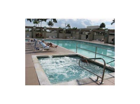 2903 Victoria Cir O4, Coconut Creek FL 33066