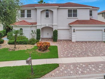 102 Villa Nueva Place