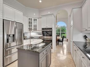 102 Villa Nueva Place, Palm Beach Gardens FL 33418
