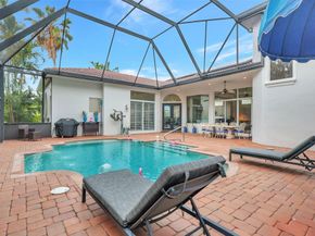 102 Villa Nueva Place, Palm Beach Gardens FL 33418