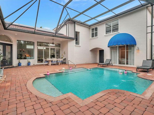 102 Villa Nueva Place, Palm Beach Gardens FL 33418