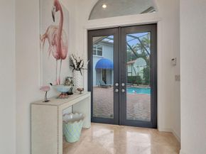 102 Villa Nueva Place, Palm Beach Gardens FL 33418