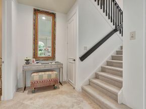 102 Villa Nueva Place, Palm Beach Gardens FL 33418