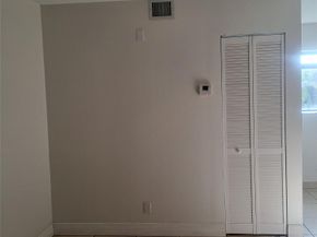 3030 NW 68th St 205, Fort Lauderdale FL 33309