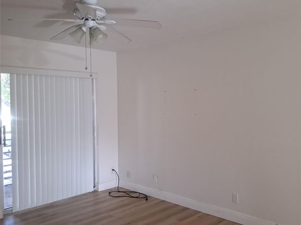 3030 NW 68th St 205, Fort Lauderdale FL 33309