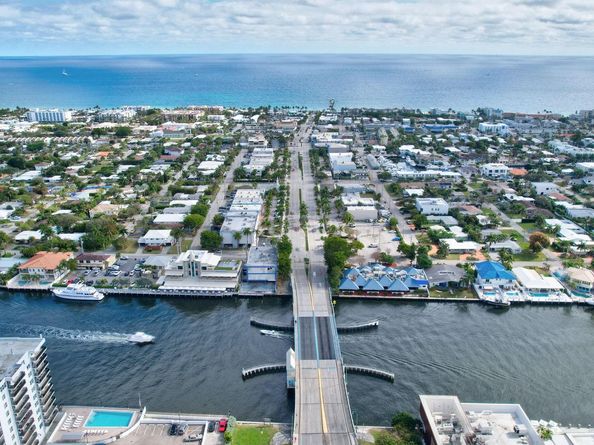 3111 NE 51st St 205, Fort Lauderdale FL 33308