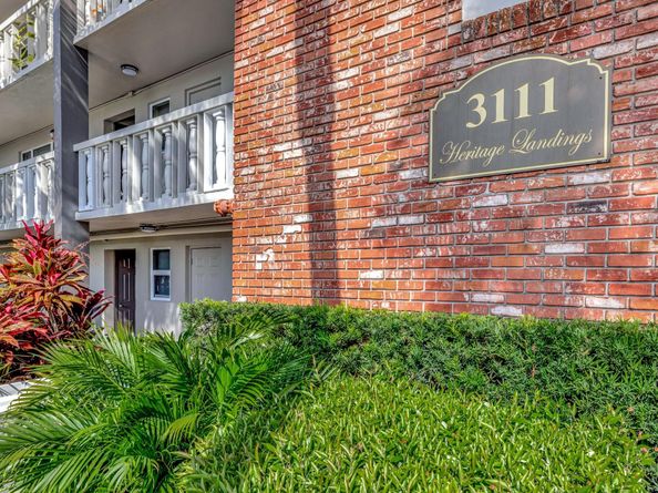 3111 NE 51st St 205, Fort Lauderdale FL 33308