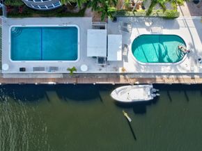 3111 NE 51st St 205, Fort Lauderdale FL 33308