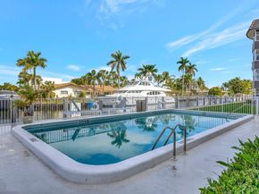 3111 NE 51st St 205, Fort Lauderdale FL 33308