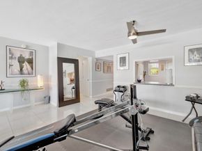 3111 NE 51st St 205, Fort Lauderdale FL 33308