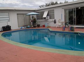 6861 SW 1st Court, Pembroke Pines FL 33023
