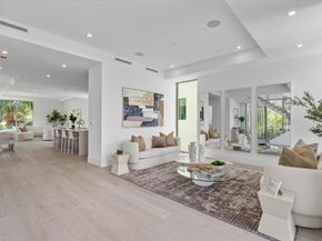 1070 Del Harbour Drive, Delray Beach FL 33483