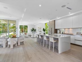 1070 Del Harbour Drive, Delray Beach FL 33483