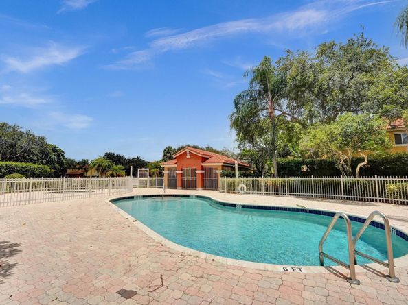10320 SW 18th St 10320, Miramar FL 33025