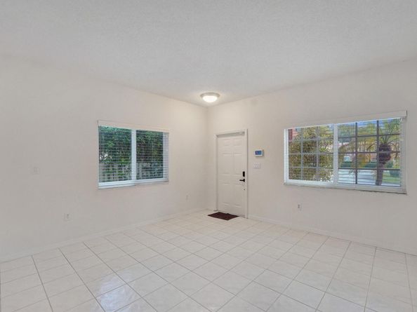 10320 SW 18th St 10320, Miramar FL 33025