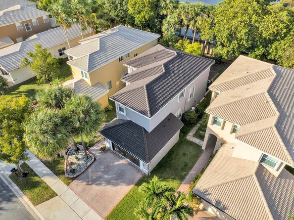15021 SW 18th St, Miramar FL 33027